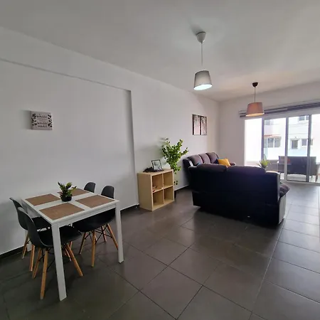 Apartment Tropical Paradise 200m From Finikoudes