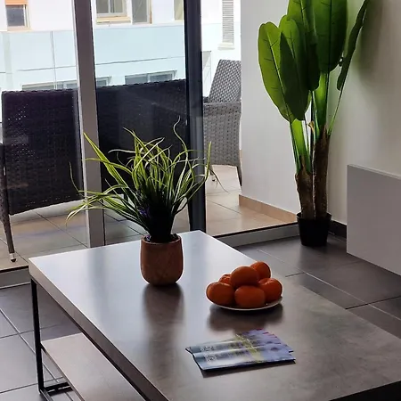 Apartment Tropical Paradise 200m From Finikoudes *