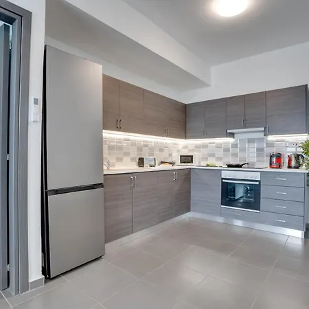 Apartment Tropical Paradise 200m From Finikoudes