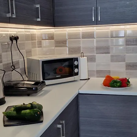 Apartment Tropical Paradise 200m From Finikoudes *