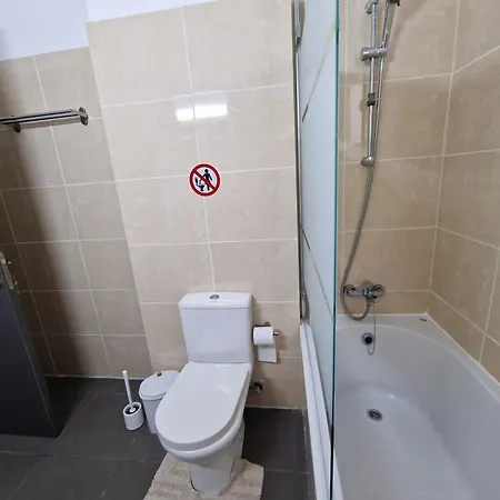 Apartment Tropical Paradise 200m From Finikoudes Larnaka