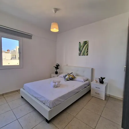 Appartamento Tropical Paradise 200m From Finikoudes *