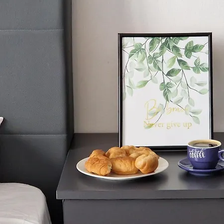 Lägenhet Tropical Paradise 200m From Finikoudes *