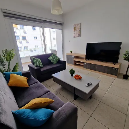 Apartament Tropical Paradise 200m From Finikoudes *