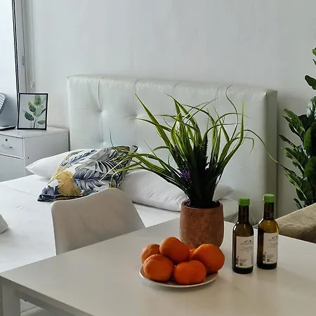 Апартаменты Tropical Paradise 200m From Finikoudes