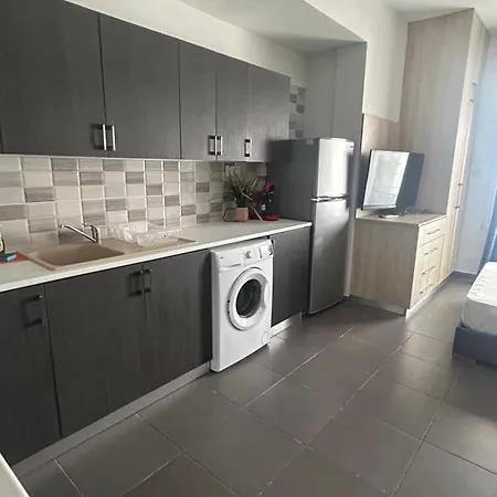 Apartament Tropical Paradise 200m From Finikoudes *