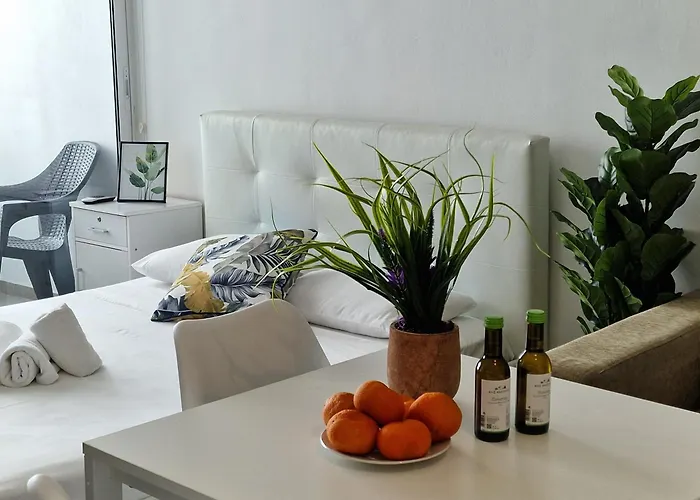 Lägenhet Tropical Paradise 200m From Finikoudes